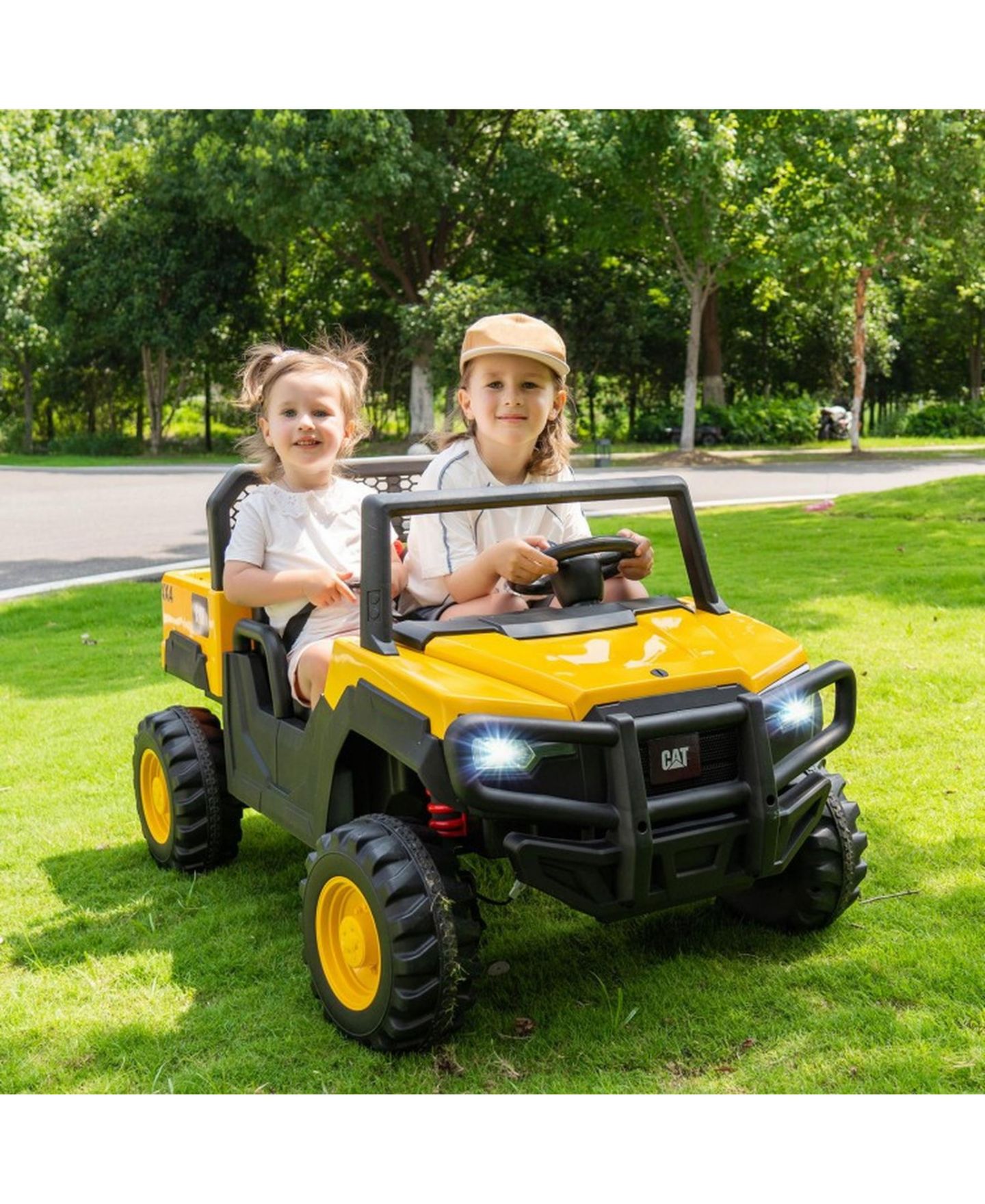 Детская игрушка SUGIFT 24V Ride On Dump Truck Licensed Caterpillar 2-Seater Kids Car with Remote Control, цвет: Жёлтый — фото 2