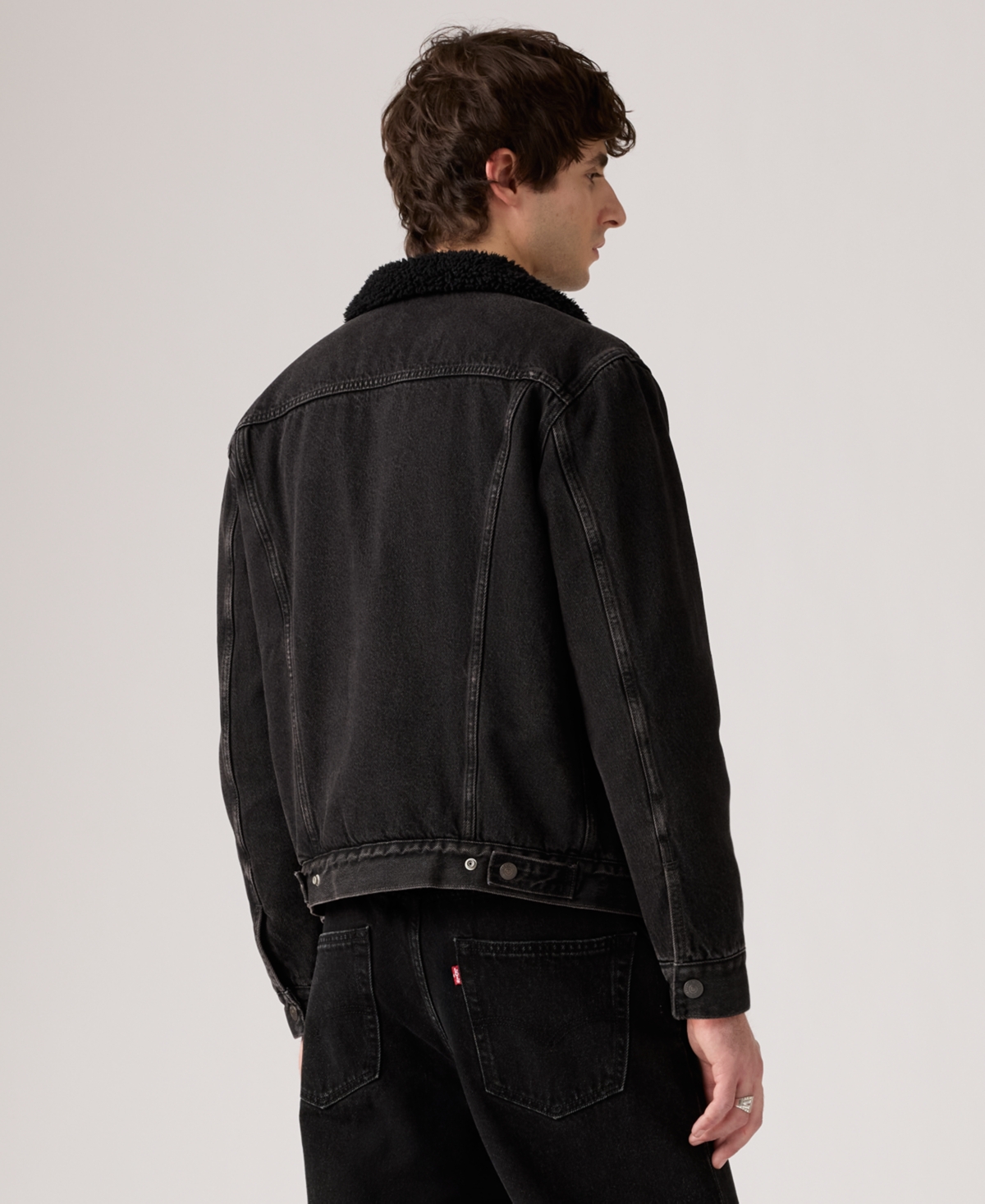 Levi's Men's Regular Fit Sherpa Denim Trucker Jacket In Black