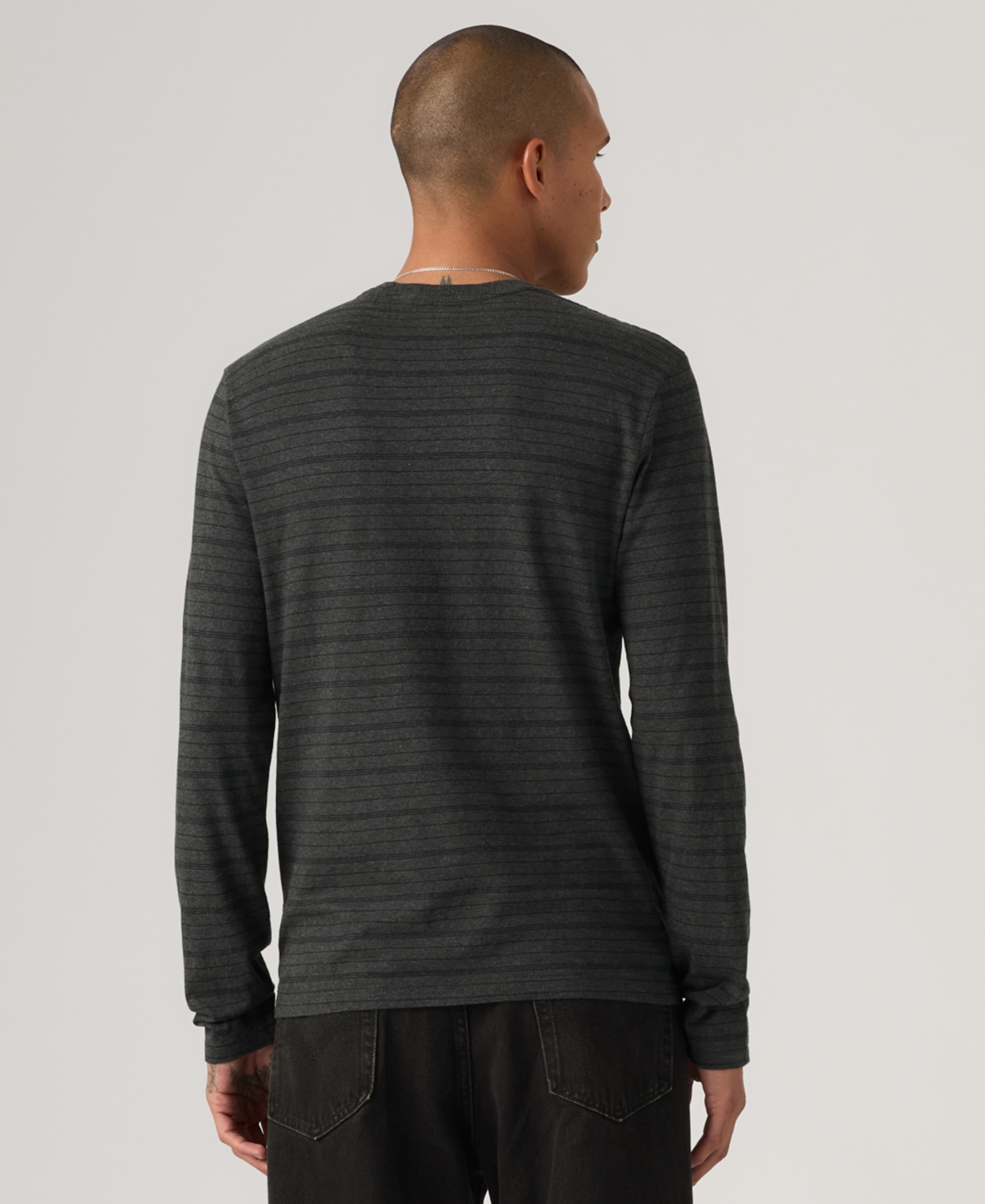 Levi's Men's Long Sleeve Crewneck Pocket T-shirt In Gray