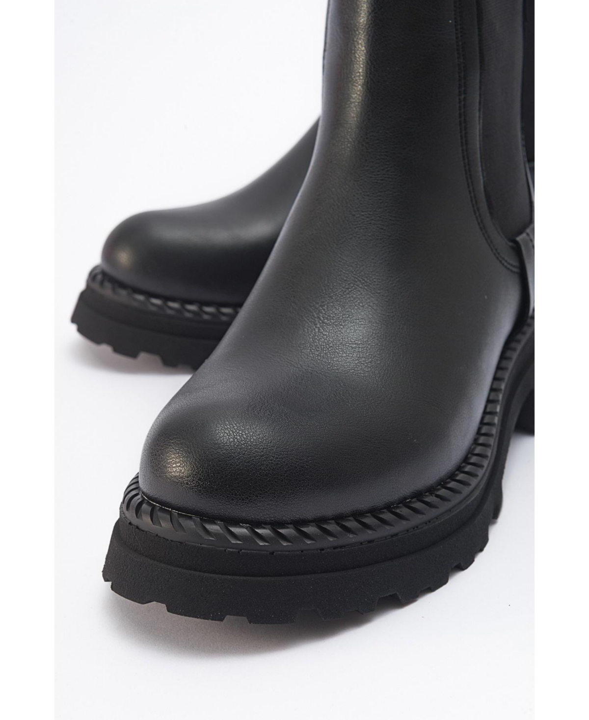 Prologue Shoes Marly Chelsea Boot (Women)