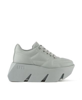 Womens Bull Puffy Sneaker