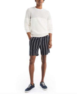 Men's Textured Colorblocked Crewneck Sweater