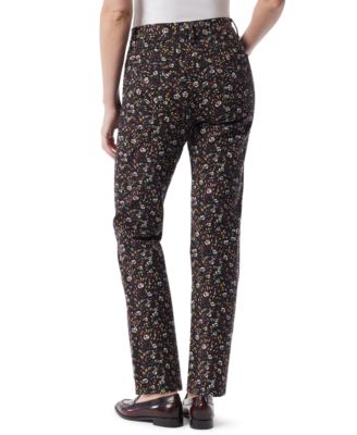 Petite Amanda 5-Pocket Straight Leg Jeans