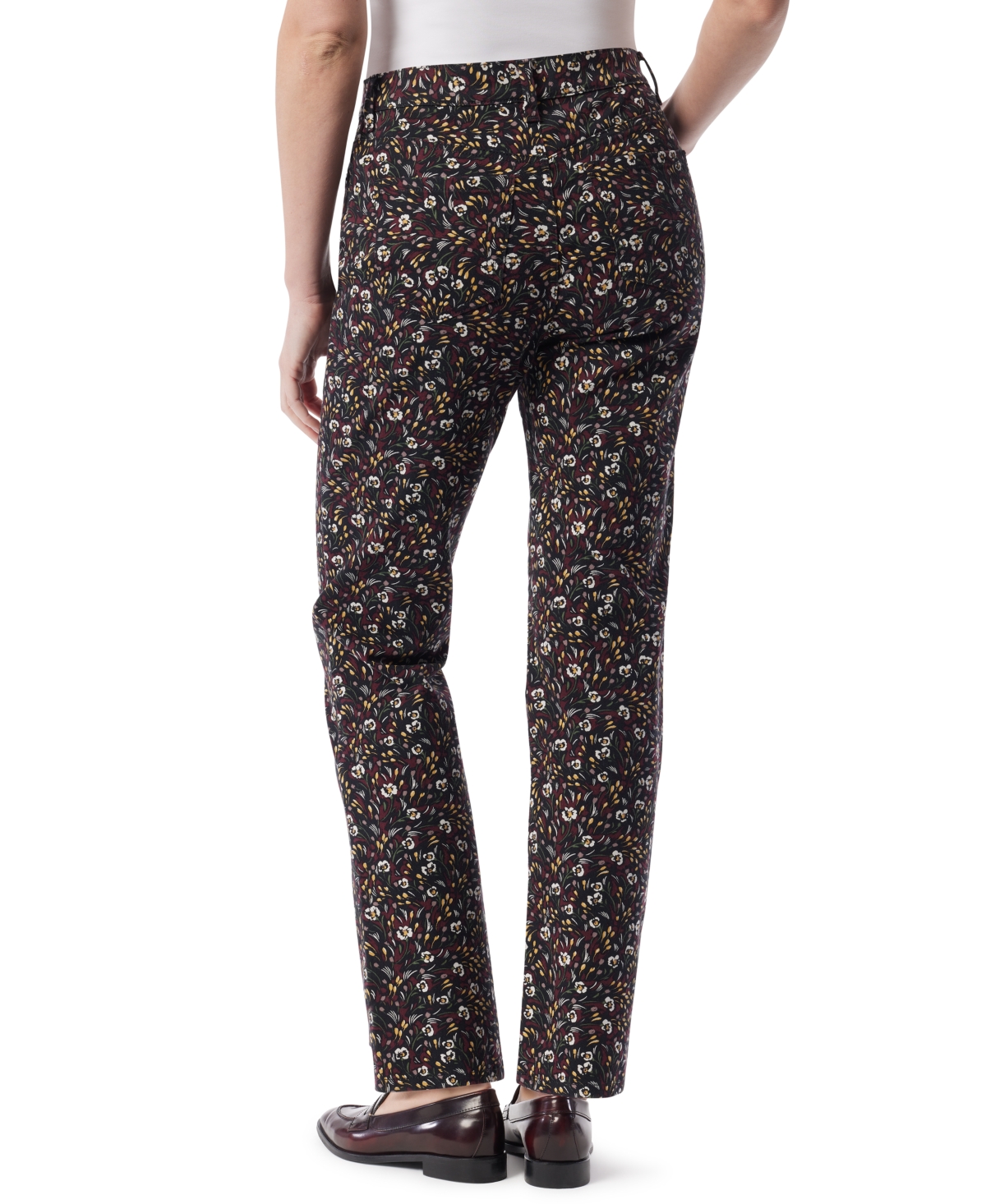 Gloria Vanderbilt Petite Amanda 5-pocket Straight Leg Jeans In Black