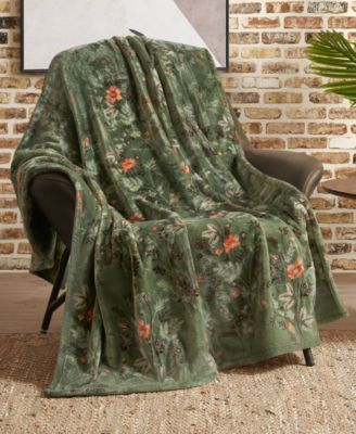 Wildflower Plush Throw, 50" x 70"