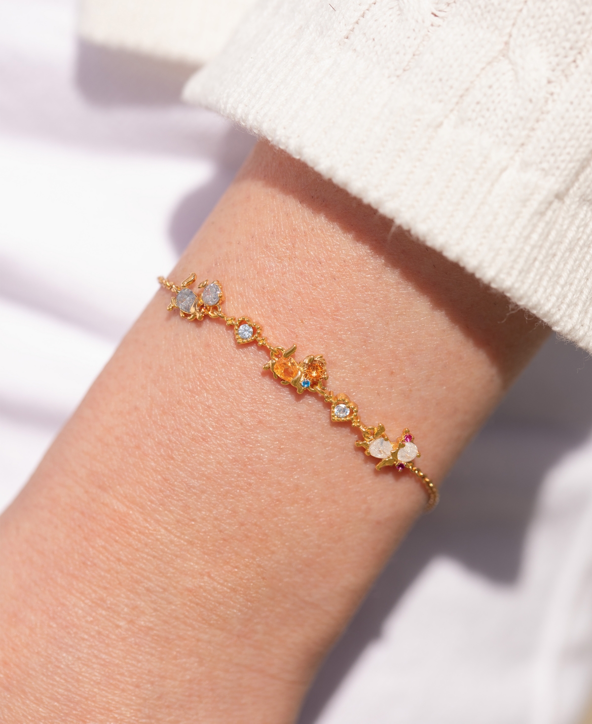 Girls Crew Crystal Multi-color Disney The Aristocats Bracelet In Gold