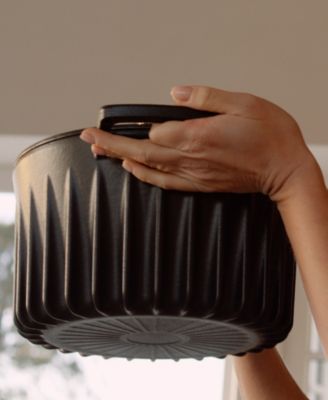 Rapid Heat Enameled Cast Iron 5.5-Quart Dutch Oven