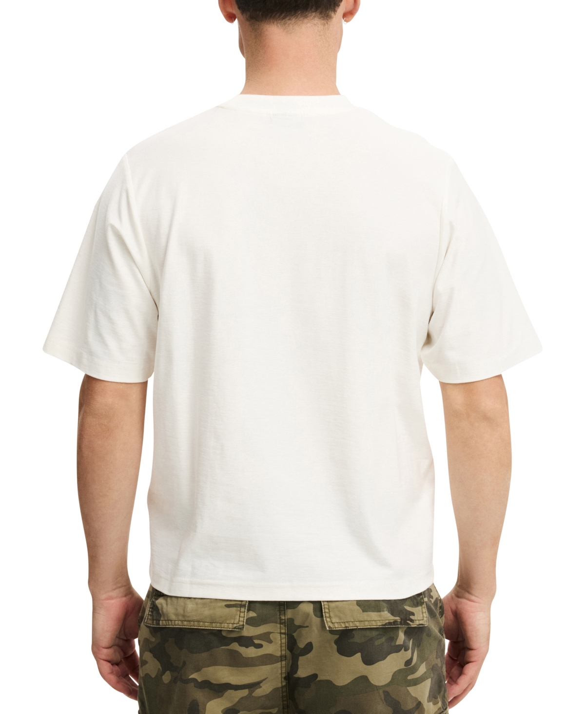Cotton On Men's Cropped Fit Graphic T-Shirt