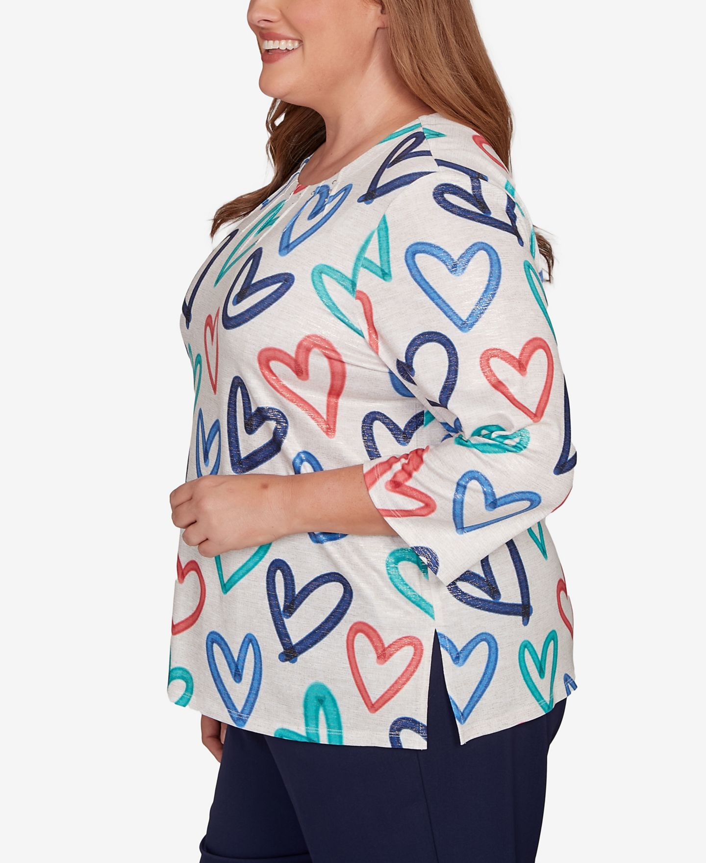Женский топ Alfred Dunner Plus Size Saratoga Springs Tossed Heart Pattern Knit, цвет: Овсяный разноцветный — фото 4