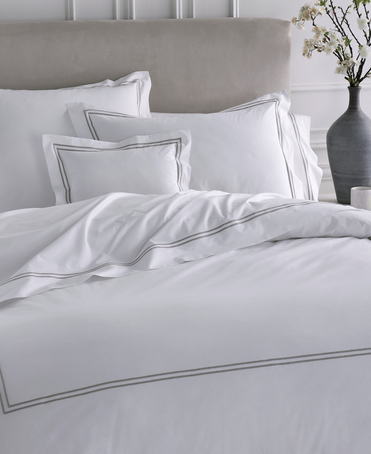 Sferra Grande Hotel Cotton Duvet Cover, Twin In White
