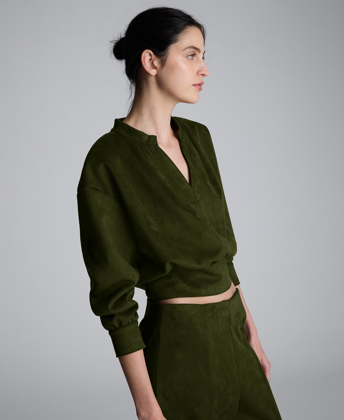 Kenneth Cole Faux Suede Shoulder Pleated Long Sleeve Knit Pullover In Green