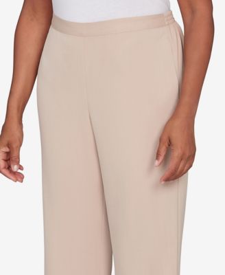 Petite Saratoga Springs Side Seam Pocket Average Length Twill Pants