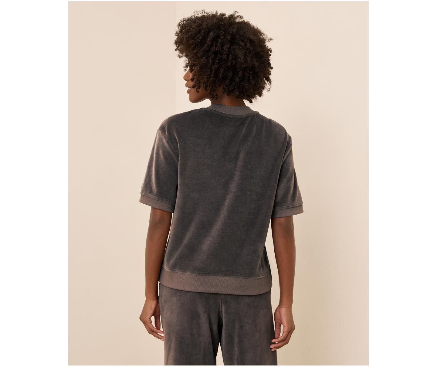 Женская футболка Pact Organic Cotton Velour, цвет: Графитовый — фото 5