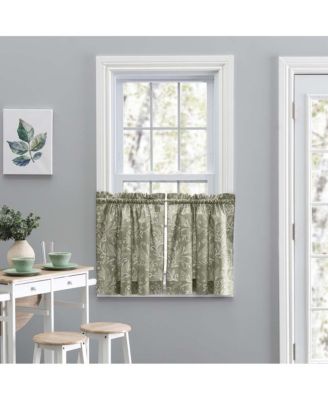 Ellis Curtain