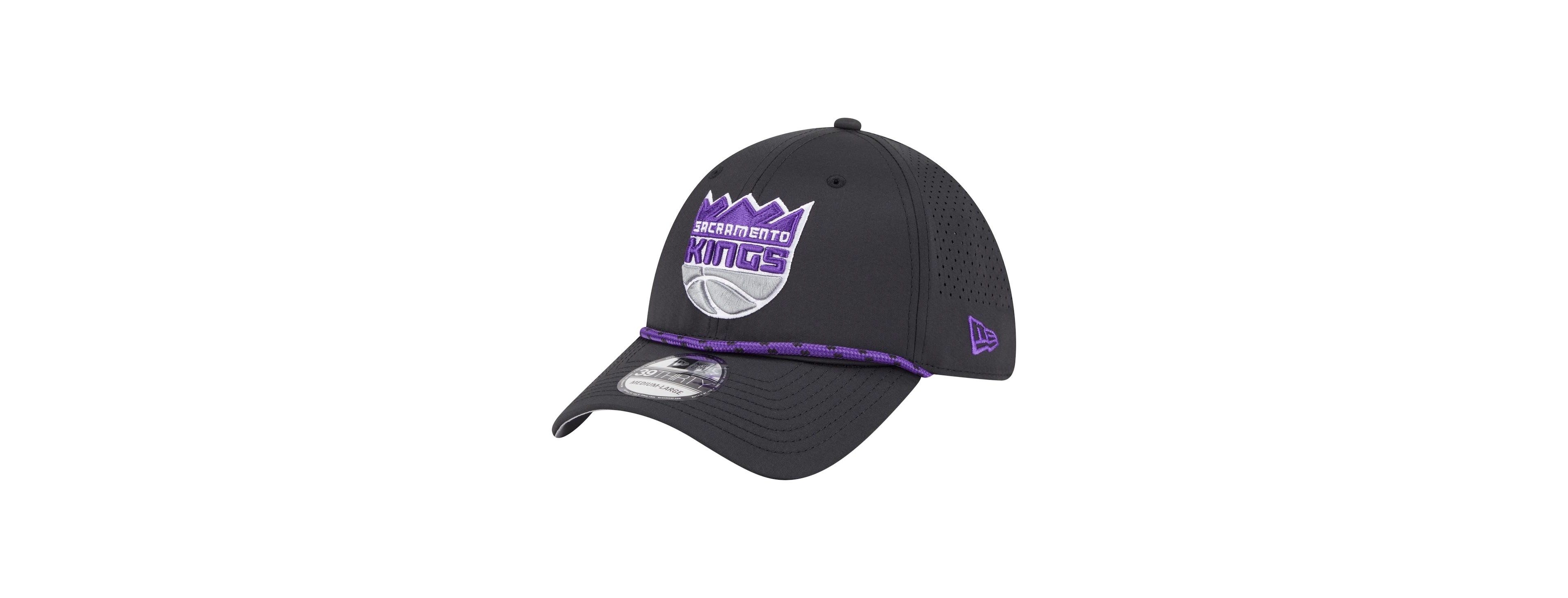 New Era Men's Black Sacramento Kings Featherweight Poly Rope Flex 39Thirty Hat