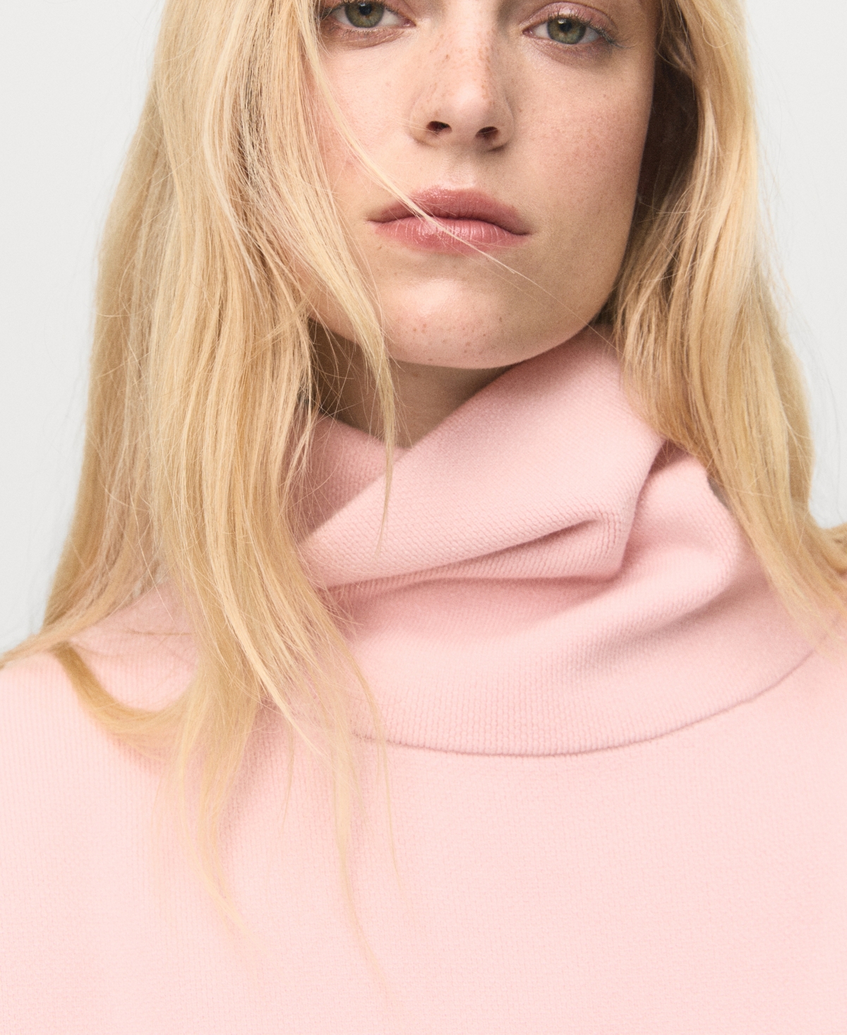 Mango Short Sleeve Turtleneck Sweater In Pink