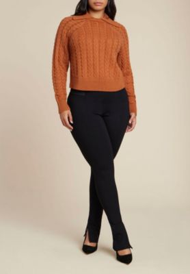 Women's Cableknit Sweater With Wide Collar