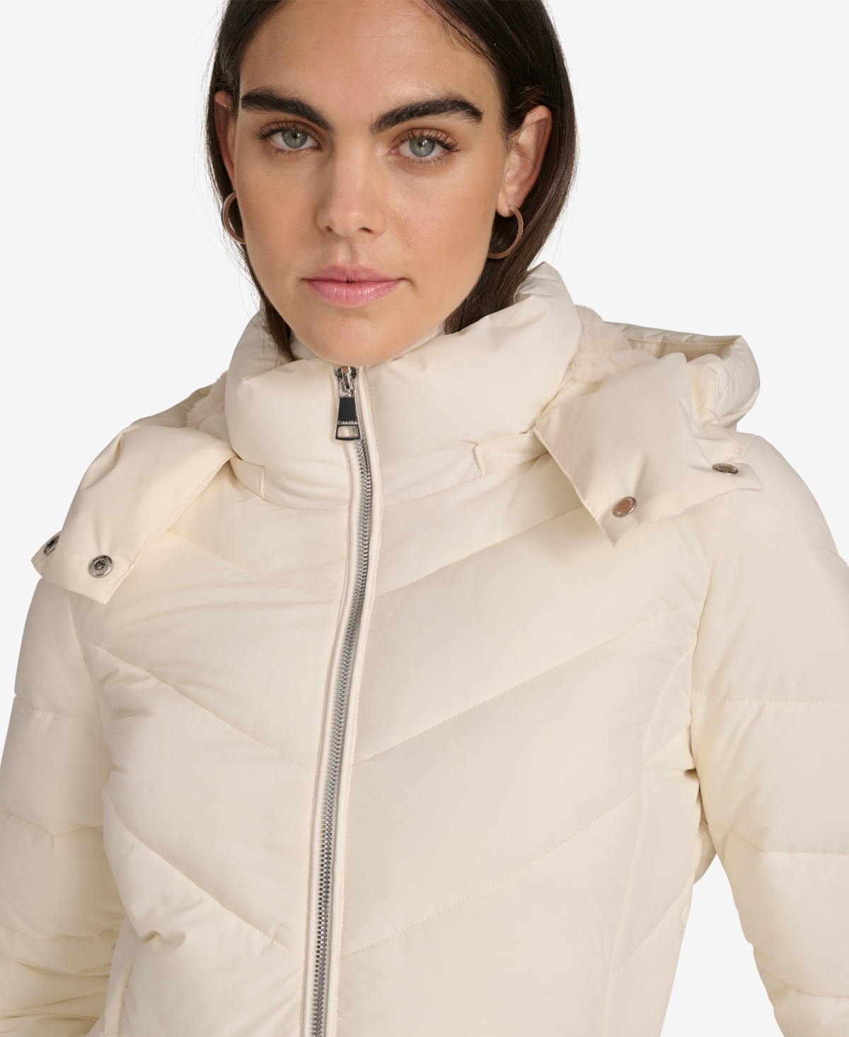 Calvin Klein Women's Short Zip Front Puffer Jacket In White