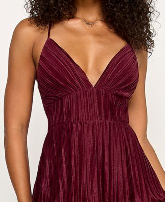 Juniors' V-Neck Ruffle-Tiered Sleeveless Gown