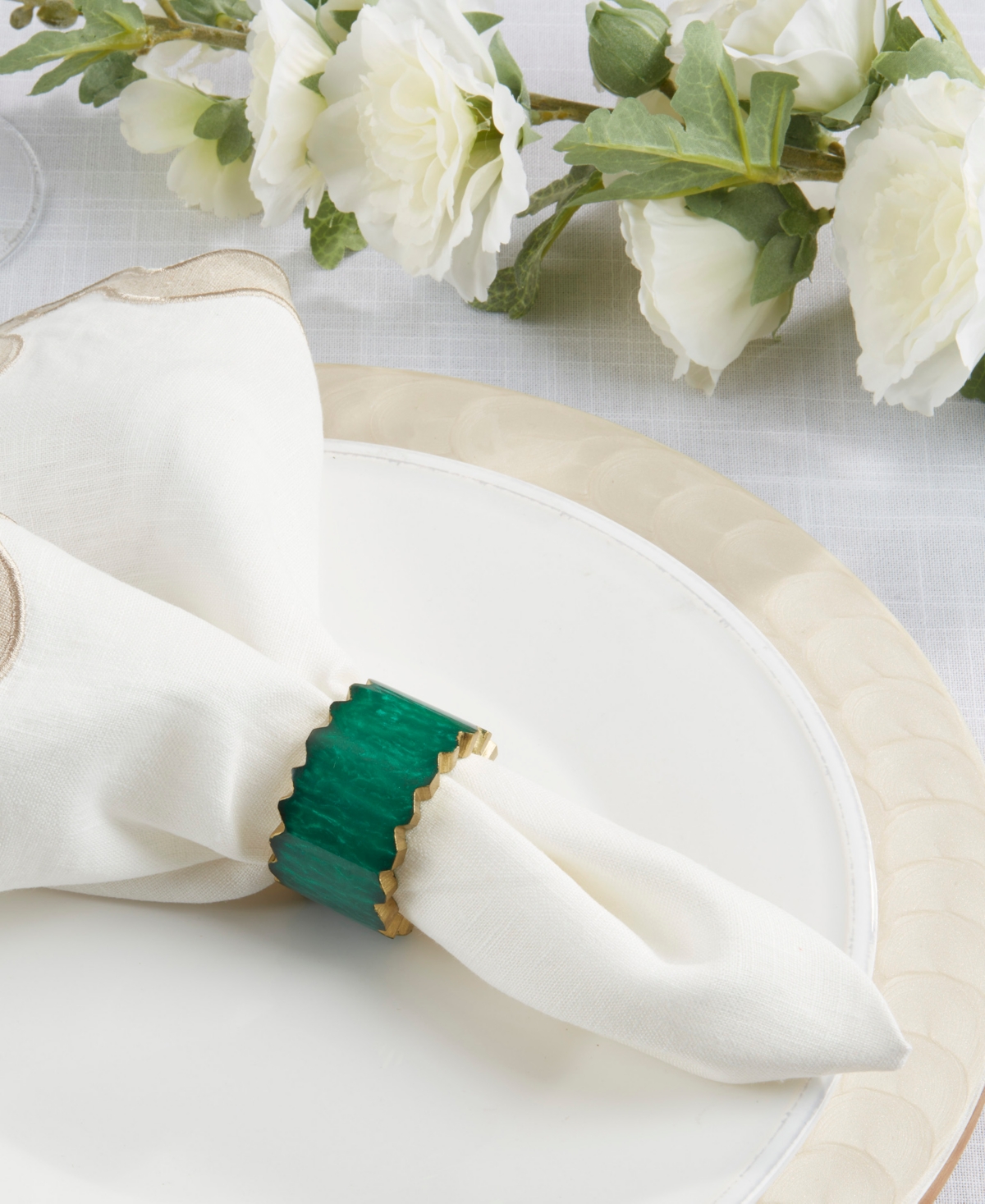 Saro Lifestyle Resin Artistry Napkin Ring, Set Of 4 In Green