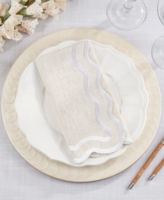 Scalloped Border Napkin, Set of 4