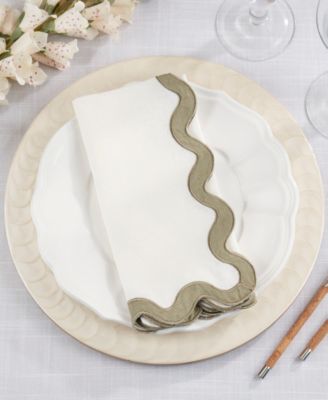 Linen Soft Hue Scallop Napkin, Set of 4