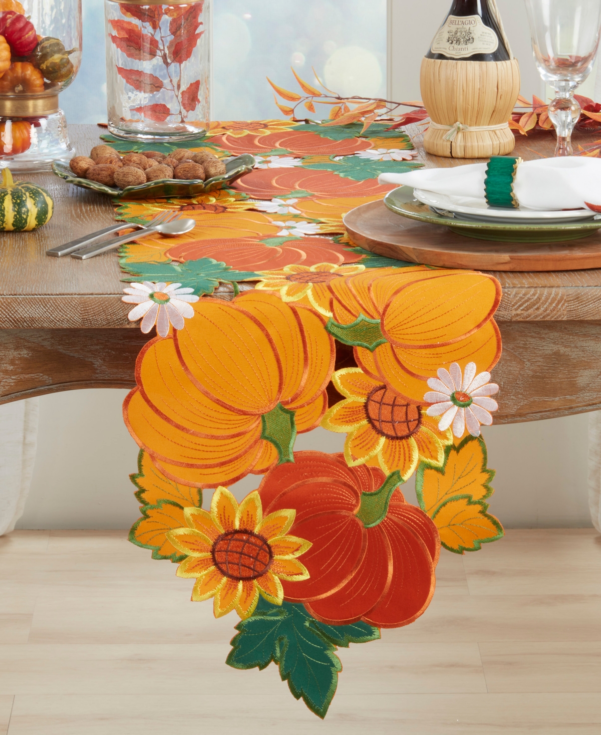 Saro Lifestyle Pumpkins Table Runner, 14" x 72"