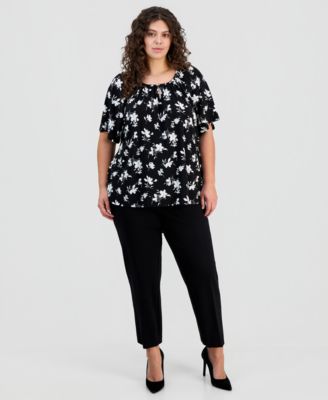 Plus Size Printed Keyhole Top
