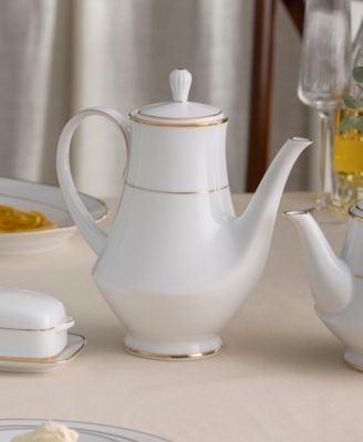 Heritage Coffee Server, 49 oz.