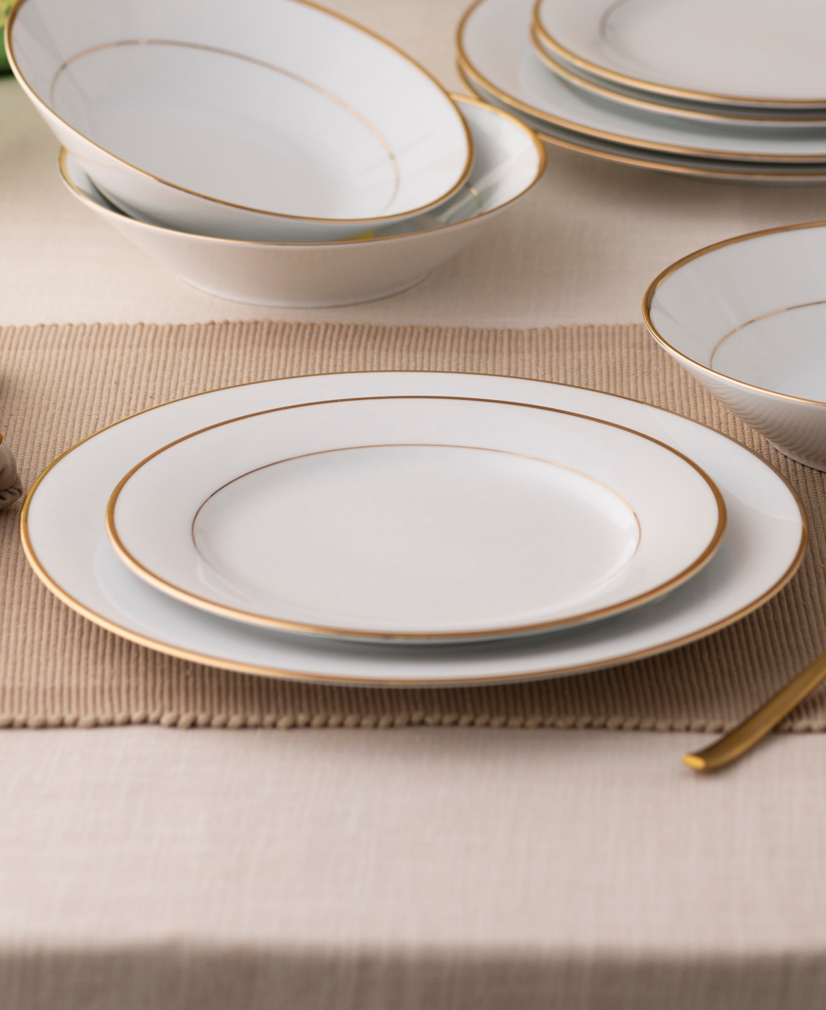 Noritake Heritage Set Of 4 Dinner Plates In Gold