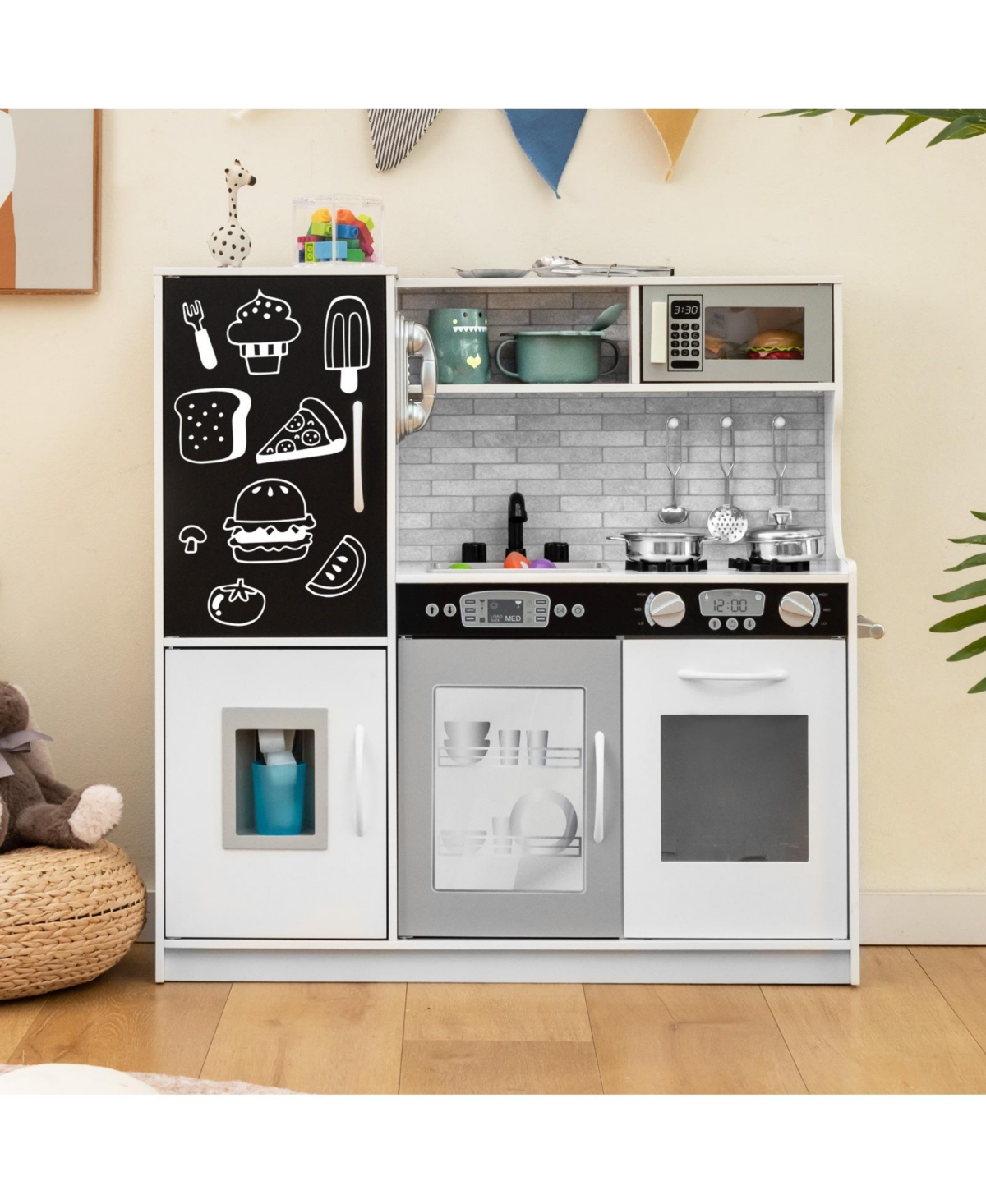 Skonyon Kids Wooden Pretend Play Kitchen with Blackboard & Accessories