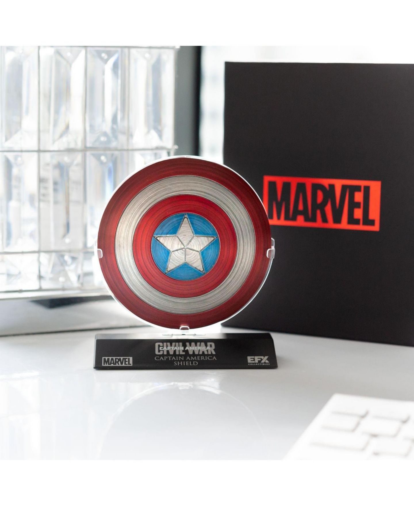 Детские фигурки EFX Collectibles Captain America: Civil War 4" Die Cast Shield Replica, 14 Years & Up — фото 4