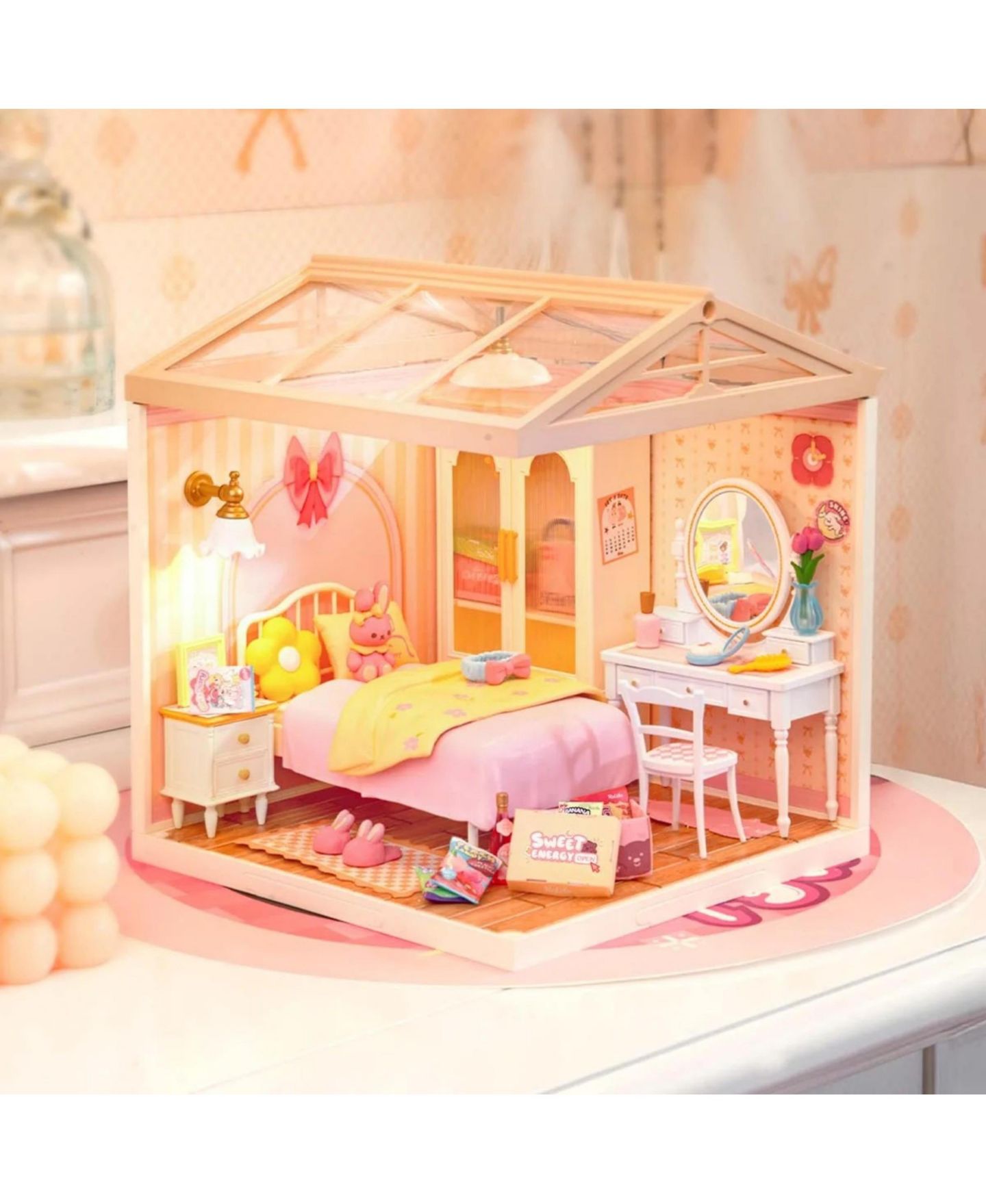 Сборная модель комнаты Robotime Lovely Pink Bedroom, масштаб 1:12, 105 деталей, от 8 лет — фото 2