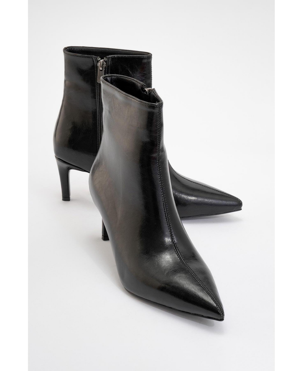 Prologue Shoes Noya Stiletto Boot (Women)