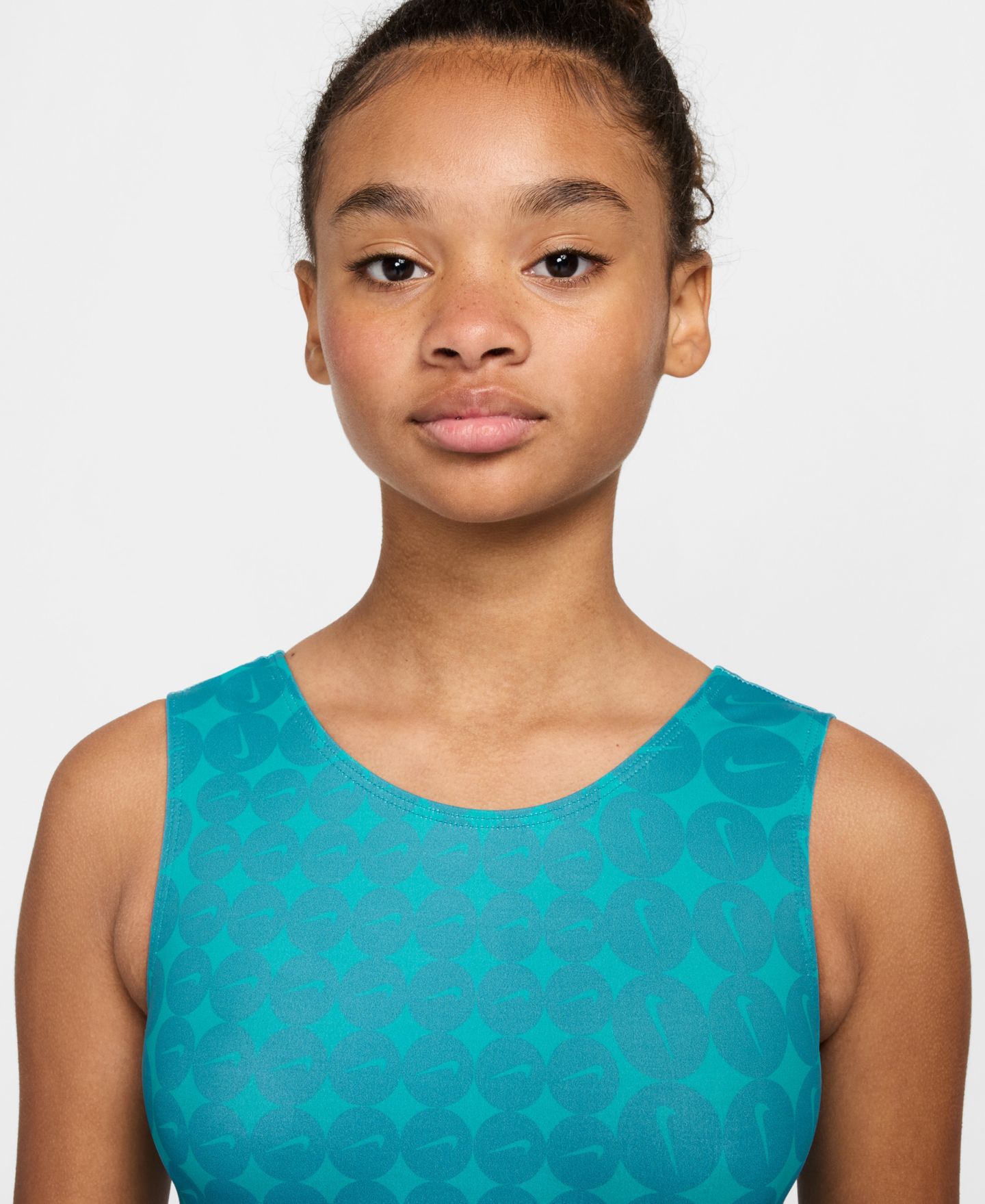 Детский гимнастический купальник Nike Gymnastics Swoosh с принтом для девочек 7-16 лет, цвет: Зелёный — фото 3