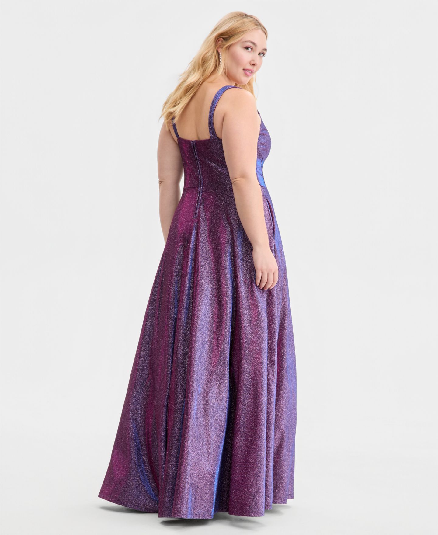 Женское платье City Studios Trendy Plus Size Glitter V-Neck Sleeveless Gown, цвет: Виноградный — фото 2