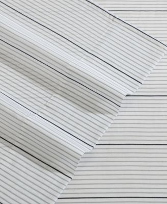 Oversized Plaid Reversible 7-Pc. Comforter Set, King