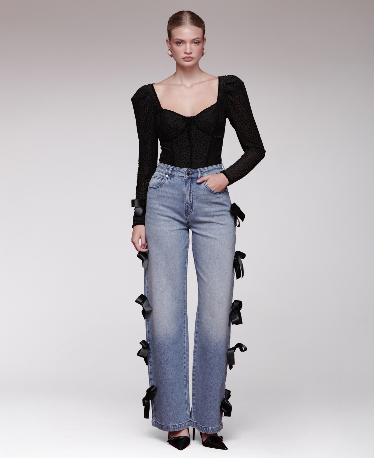 Avec Les Filles Women's Bow Detail High-Rise Jeans