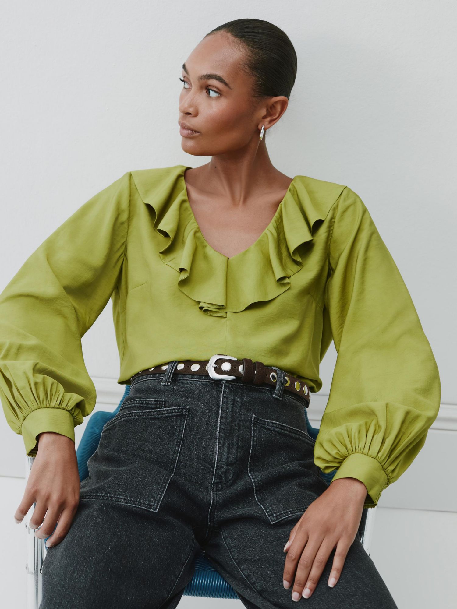 Women's Air Flow Ruffle Blouse