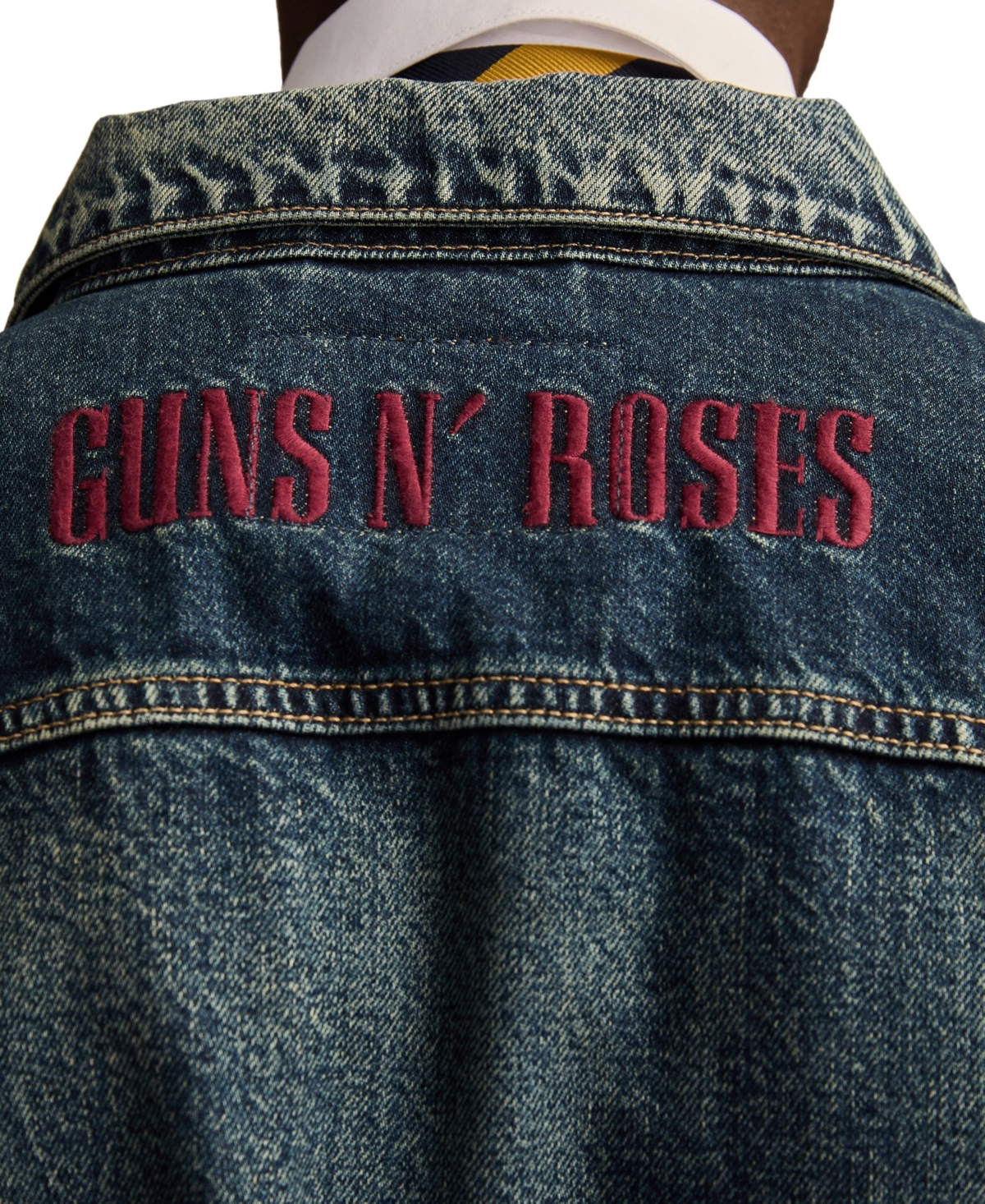 Lucky Brand Men's Guns N Roses Fallen Denim Trucker Jacket
