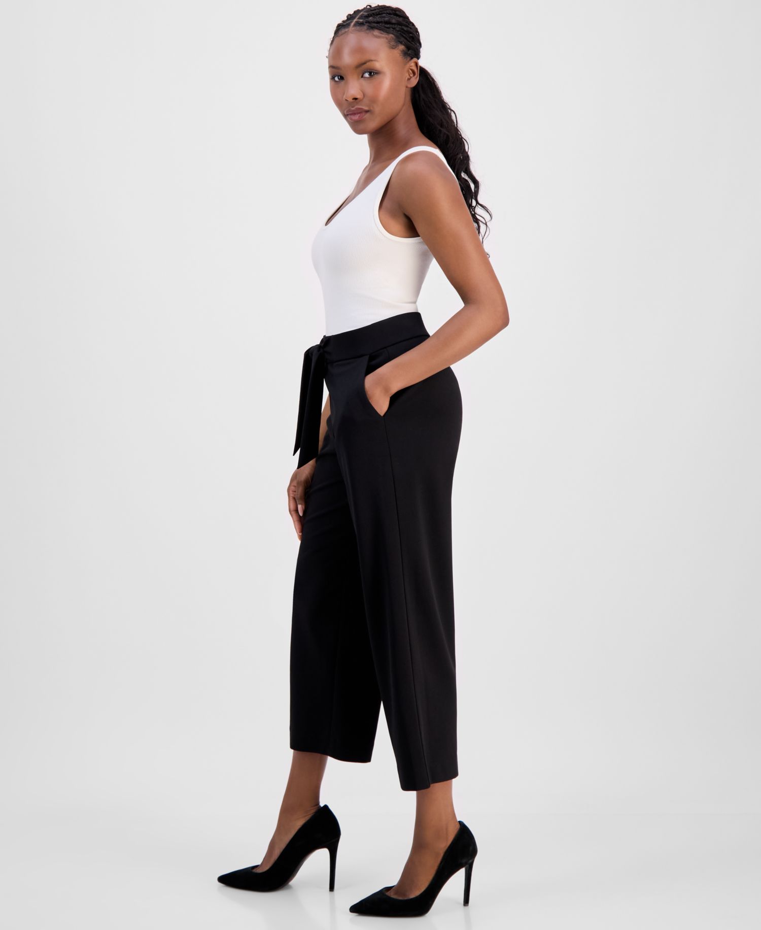 Petite Cropped Pull-On Pants