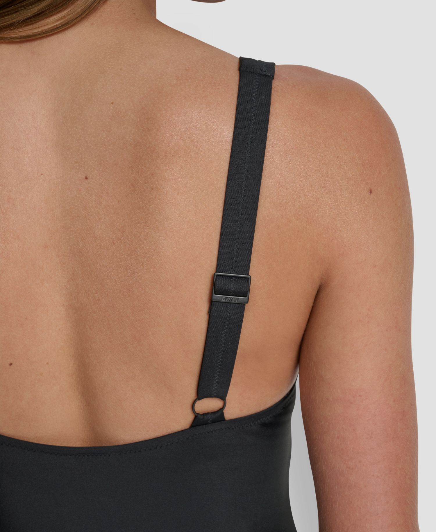 Women's Hardware Underwire One-Piece Swimsuit