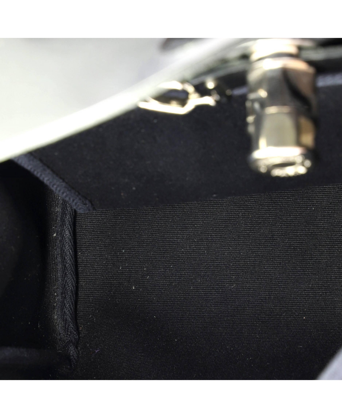 Pre-Owned Hermes Pm Herbag Toile and Leather