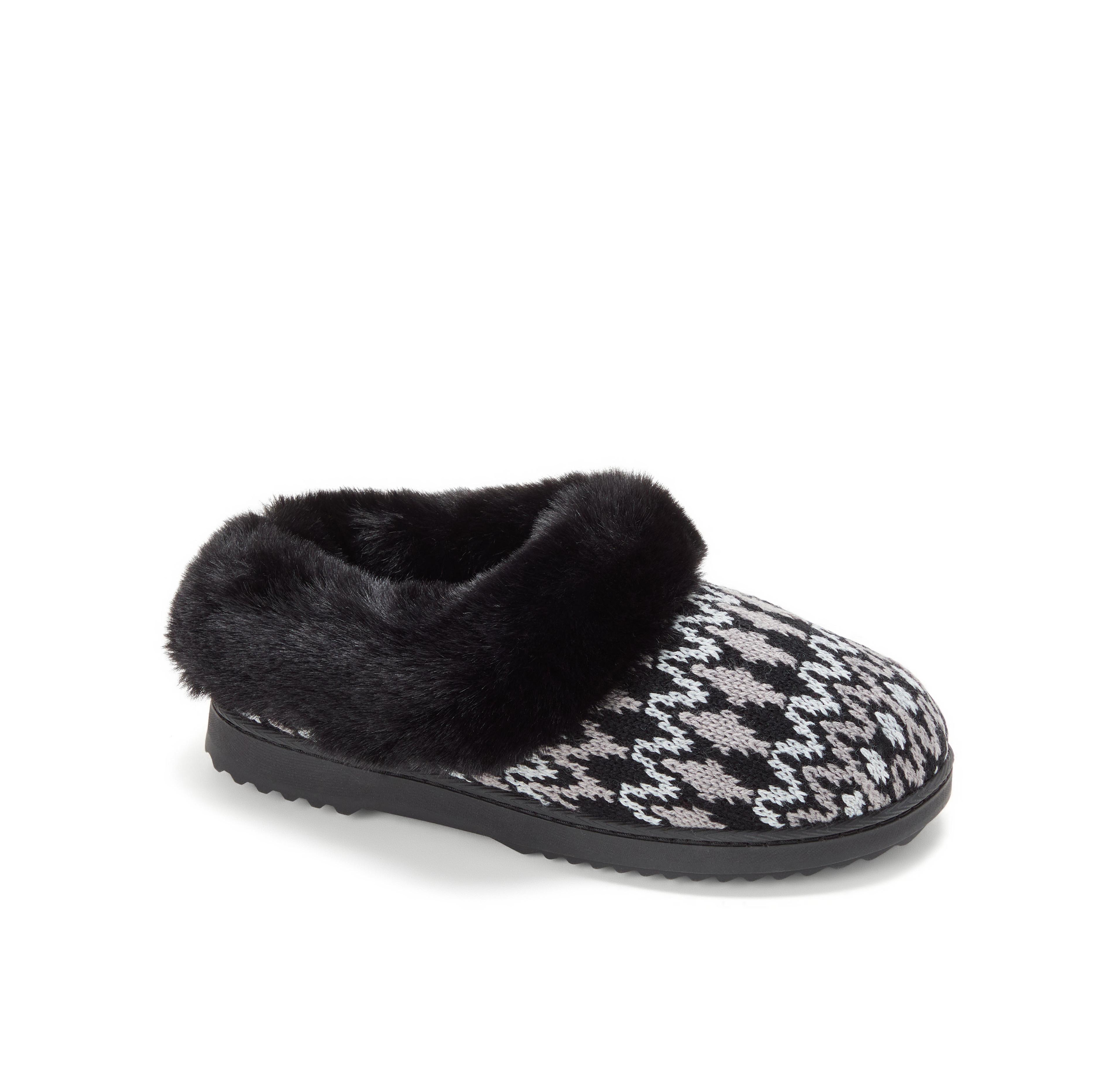 Dearfoams Women's Hannah Festive Knit Clog House Shoe Slipper
