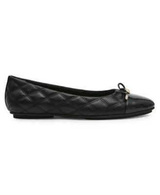 Women's Luci Quilted Cap Toe Ballet Flats
