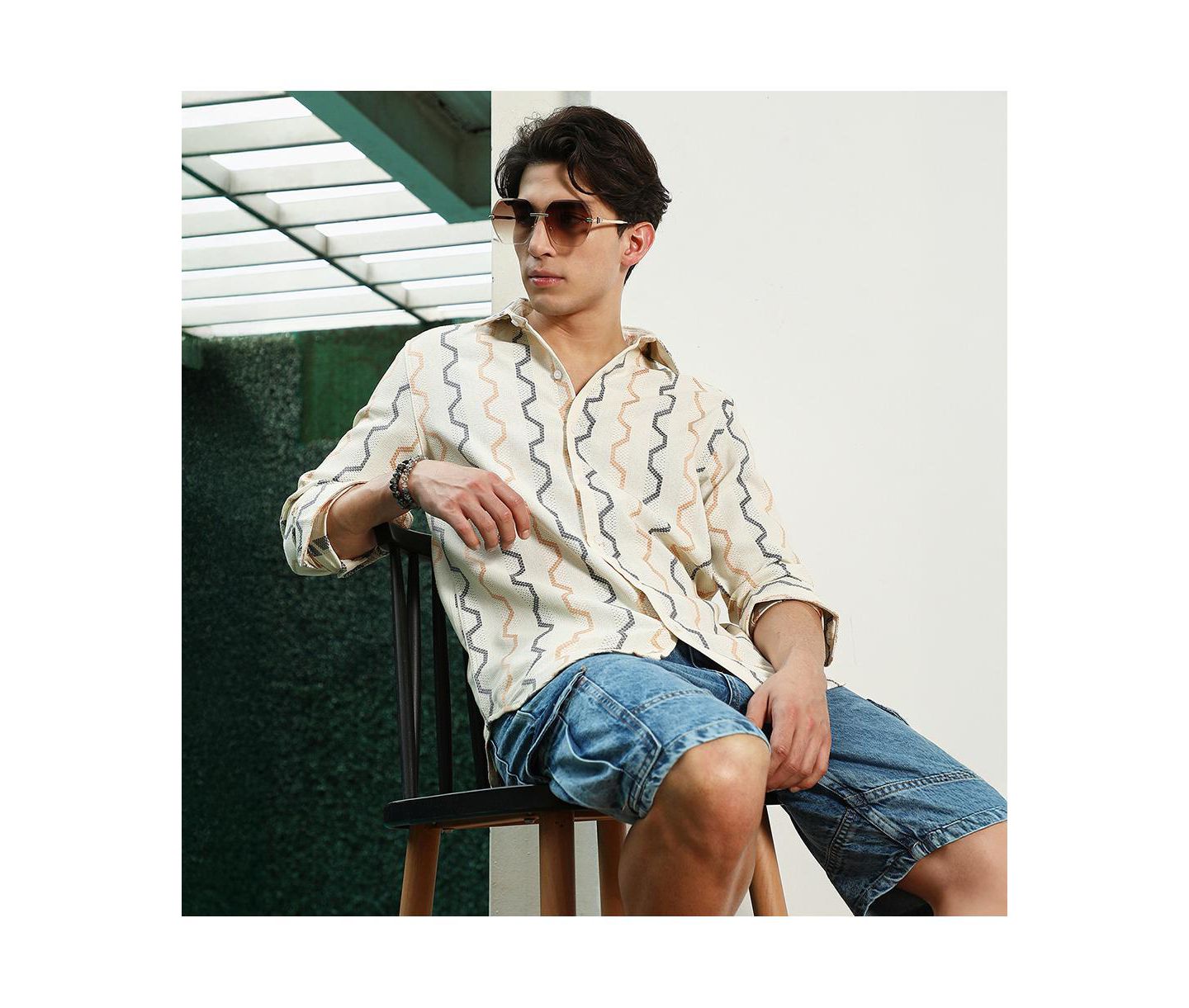 Мужская рубашка Cahoot Campus Sutra Off White Zigzag Pattern Full Sleeve Cotton Blend, цвет: Белый — фото 2