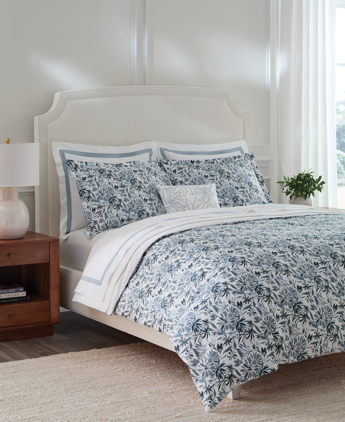 Sferra Olivia Floral Duvet Cover, King In Blue