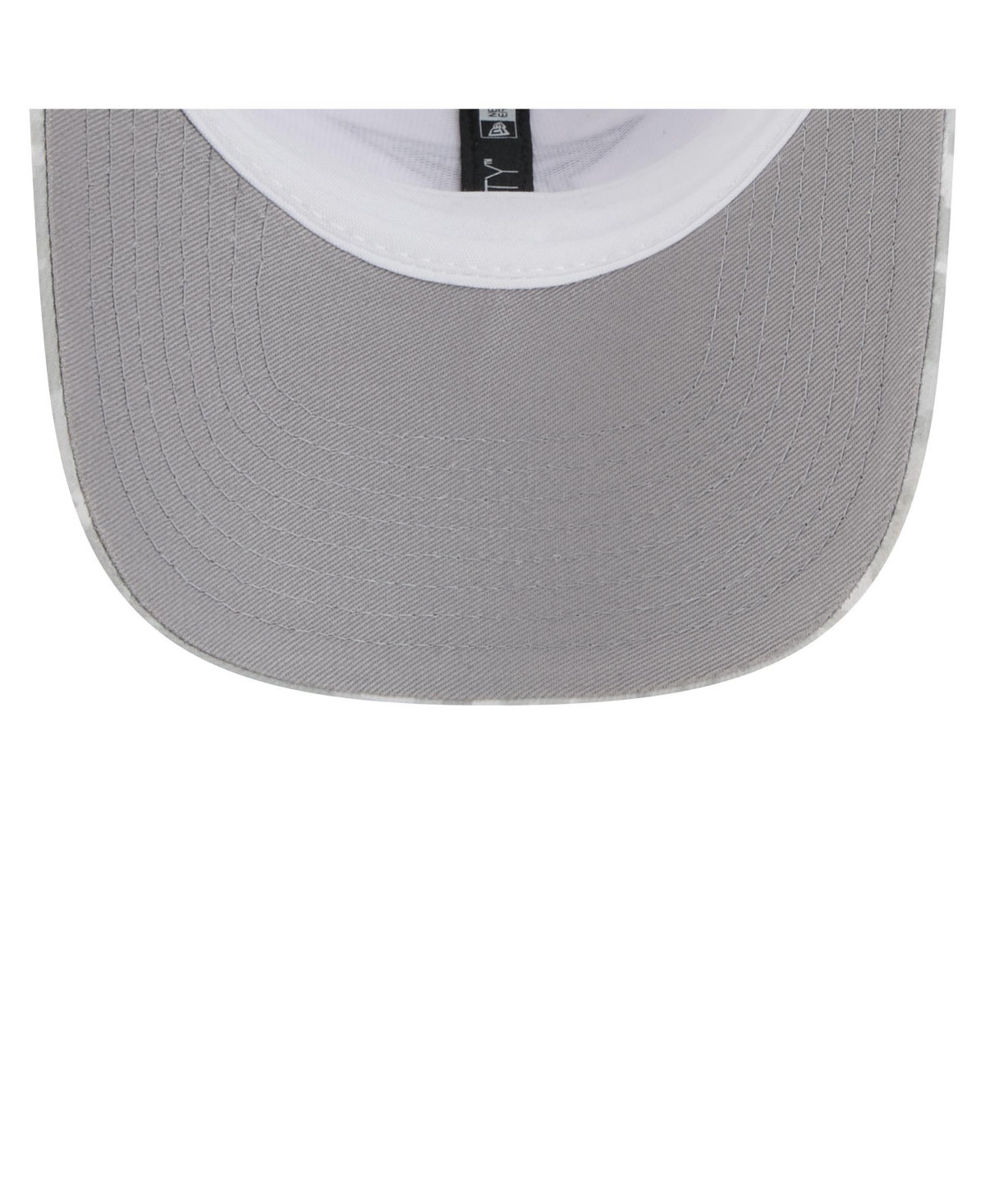 New Era Men's White Dallas Cowboys Salute to Service Fan Pack 9SEVENTY Trucker Adjustable Hat