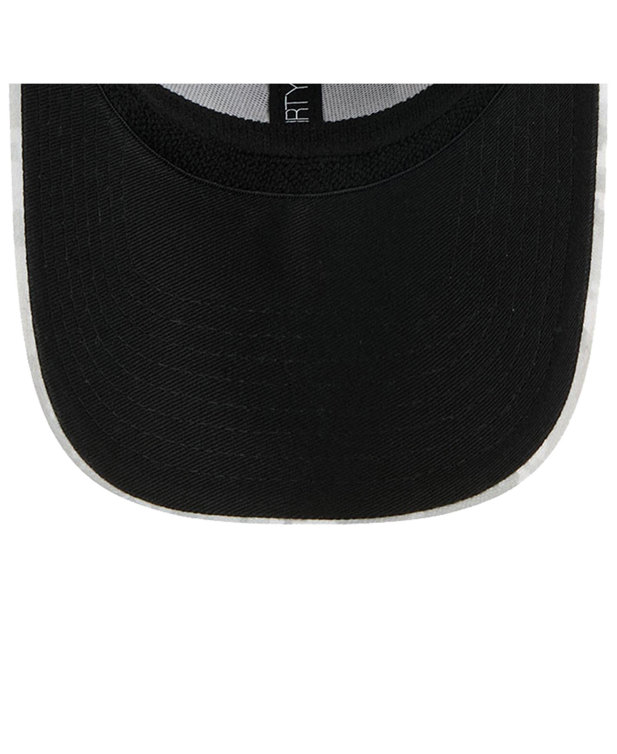 New Era Men's White Cincinnati Bengals 2025 Salute to Service Digital Camo Fan Pack 39THIRTY Flex Hat