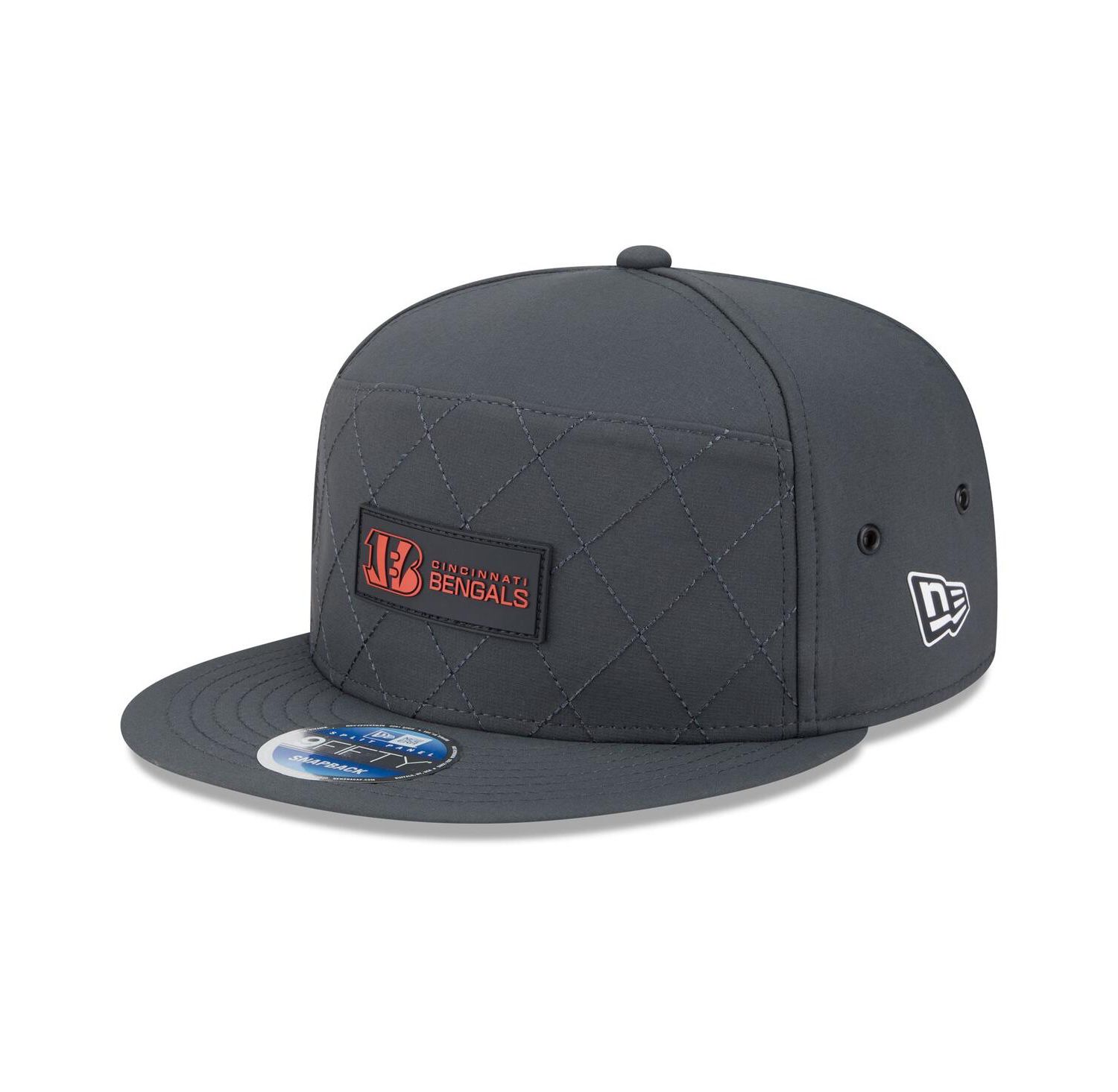 Men's Charcoal Cincinnati Bengals 2025 Sideline Cold Weather Split Panel 9FIFTY Snapback Hat